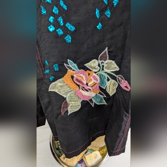 Indigo Moon Embellished Black Jacket Vibrant Floral & Abstract Designs Medium - Picture 6 of 15